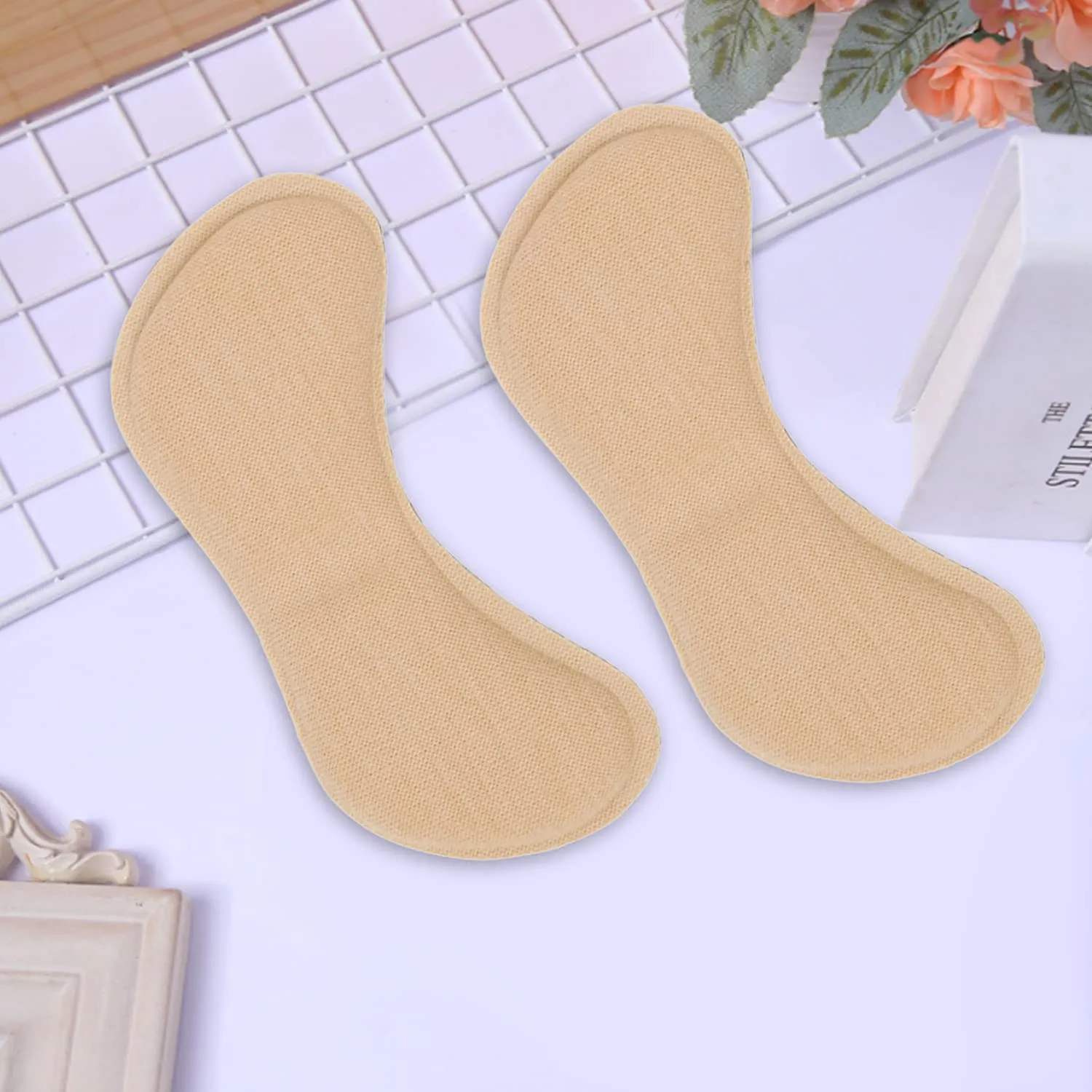 10 pairs of heel pads shoe inserts for a better shoe fit and comfort, black and skin tone, 9 x 4.5 x 0.5 cm, 5 pairs of black 5 pairs of flesh color