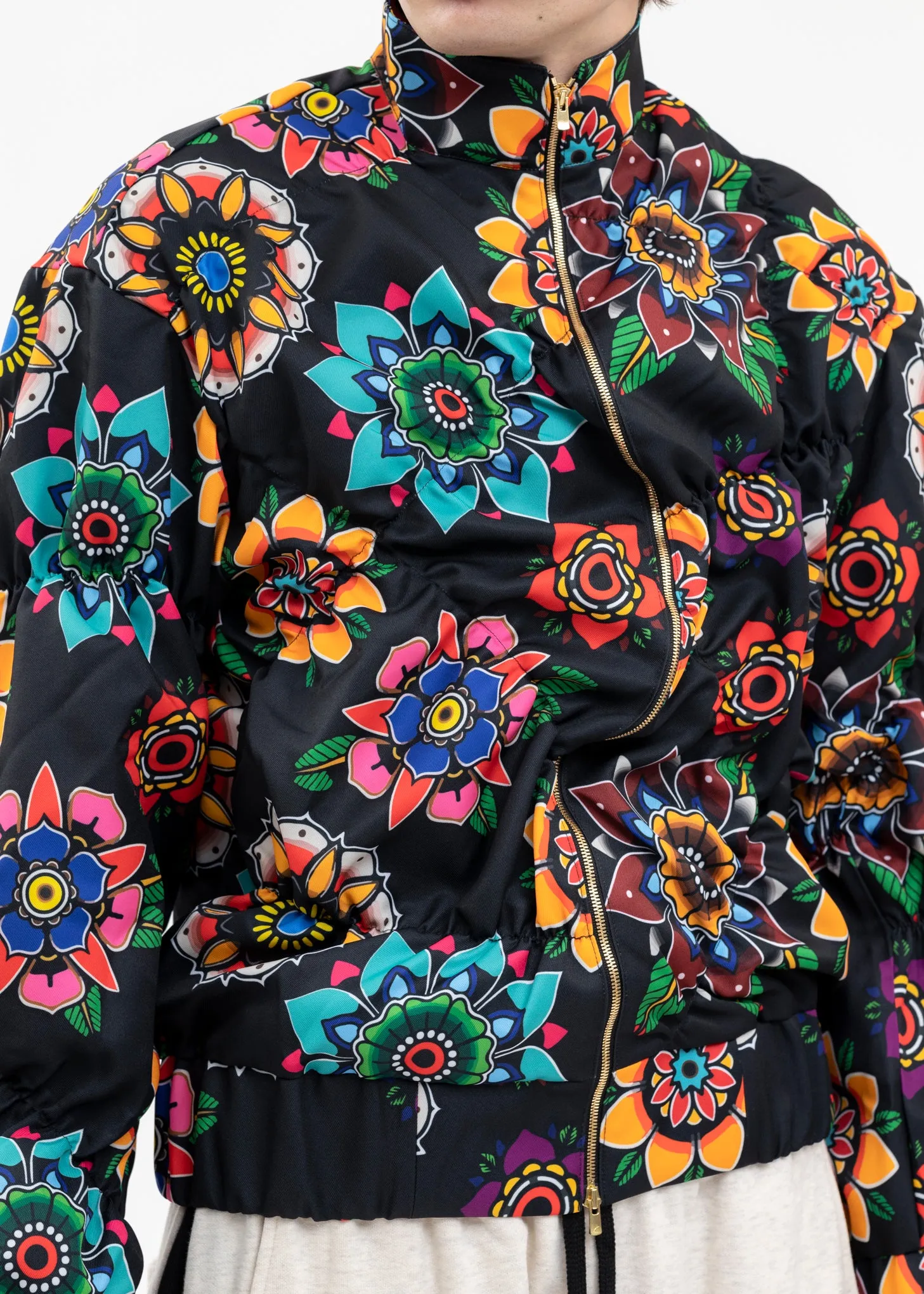 BLACK FLOWER PATTERN TRACK TOPS