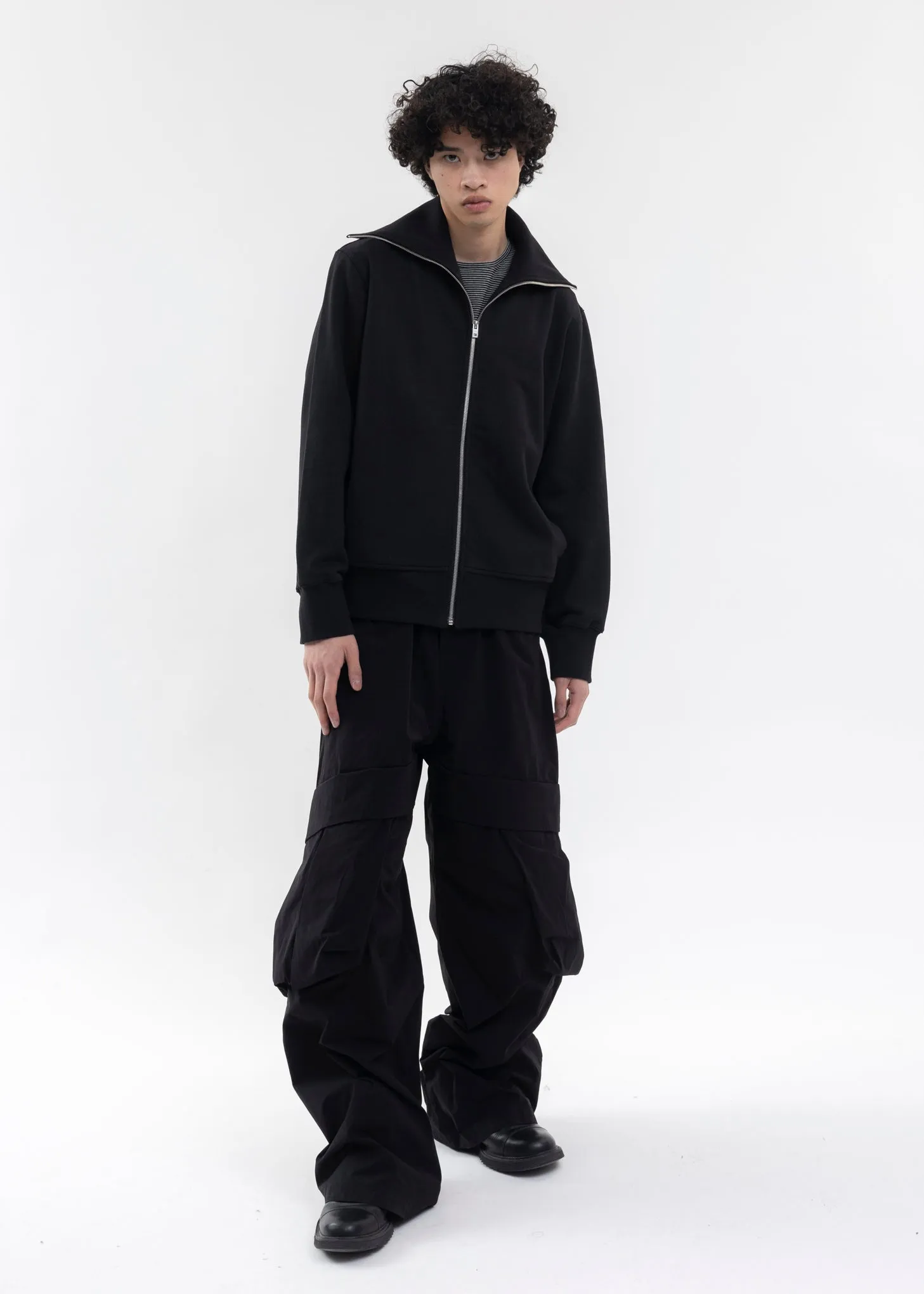 BLACK HIGH-NECK ZIP UP JERSEY JACKET