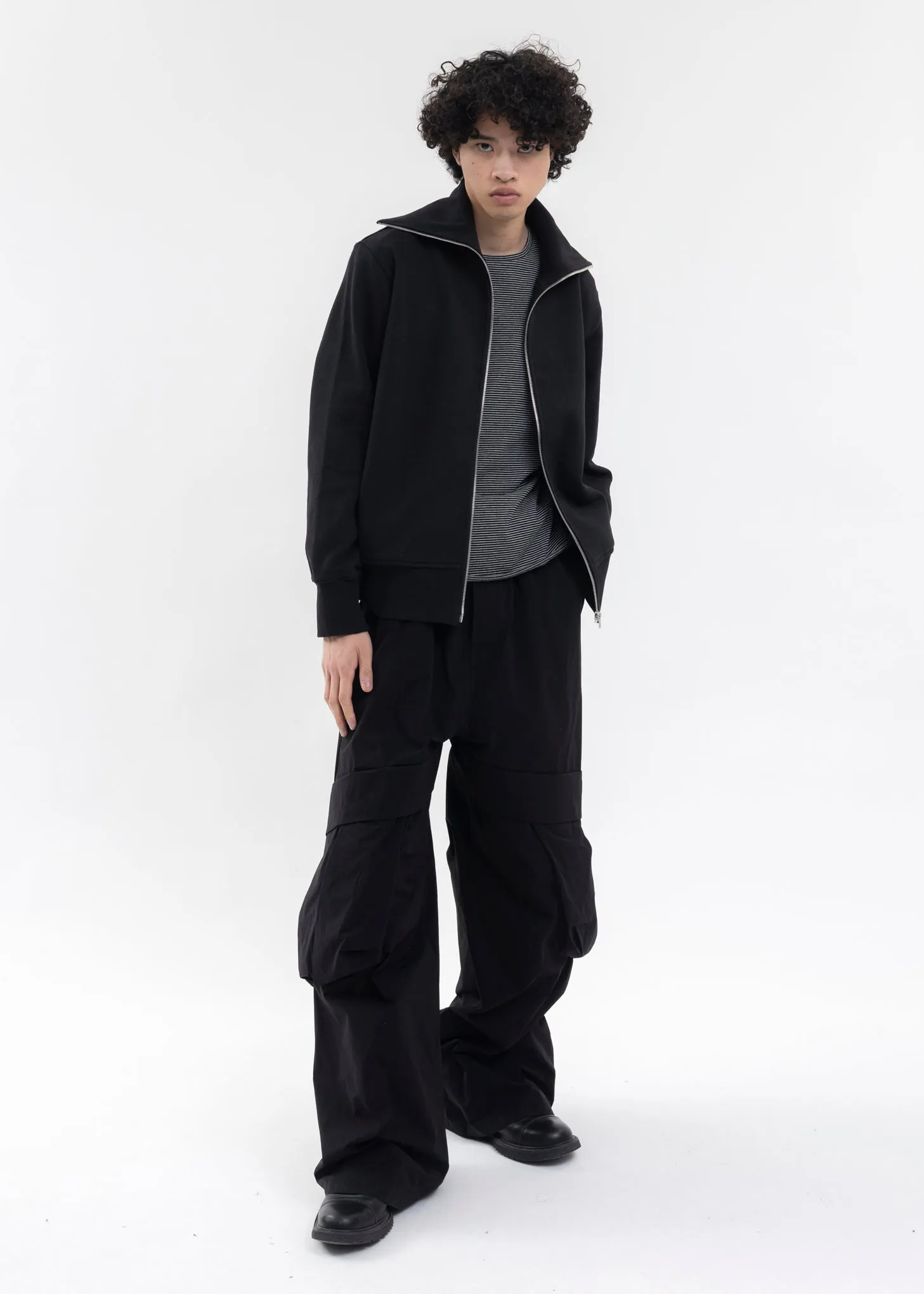 BLACK HIGH-NECK ZIP UP JERSEY JACKET