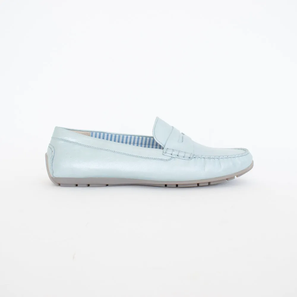 Carmona 700 Sky Leather