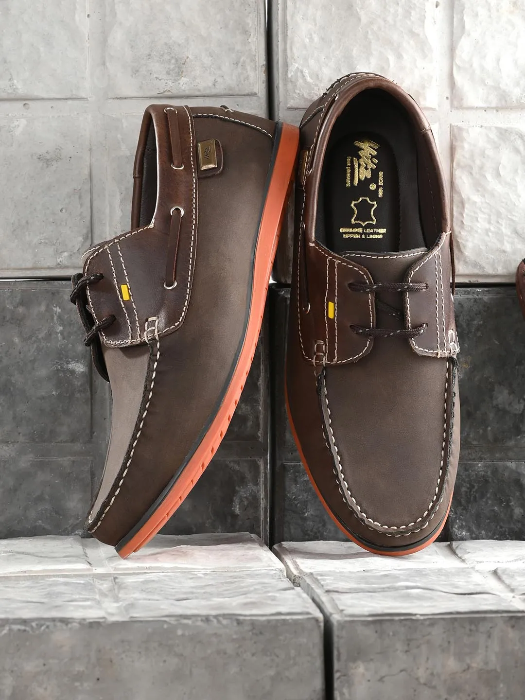 Hitz Men's Brown Leather Lace-up Boat Shoes