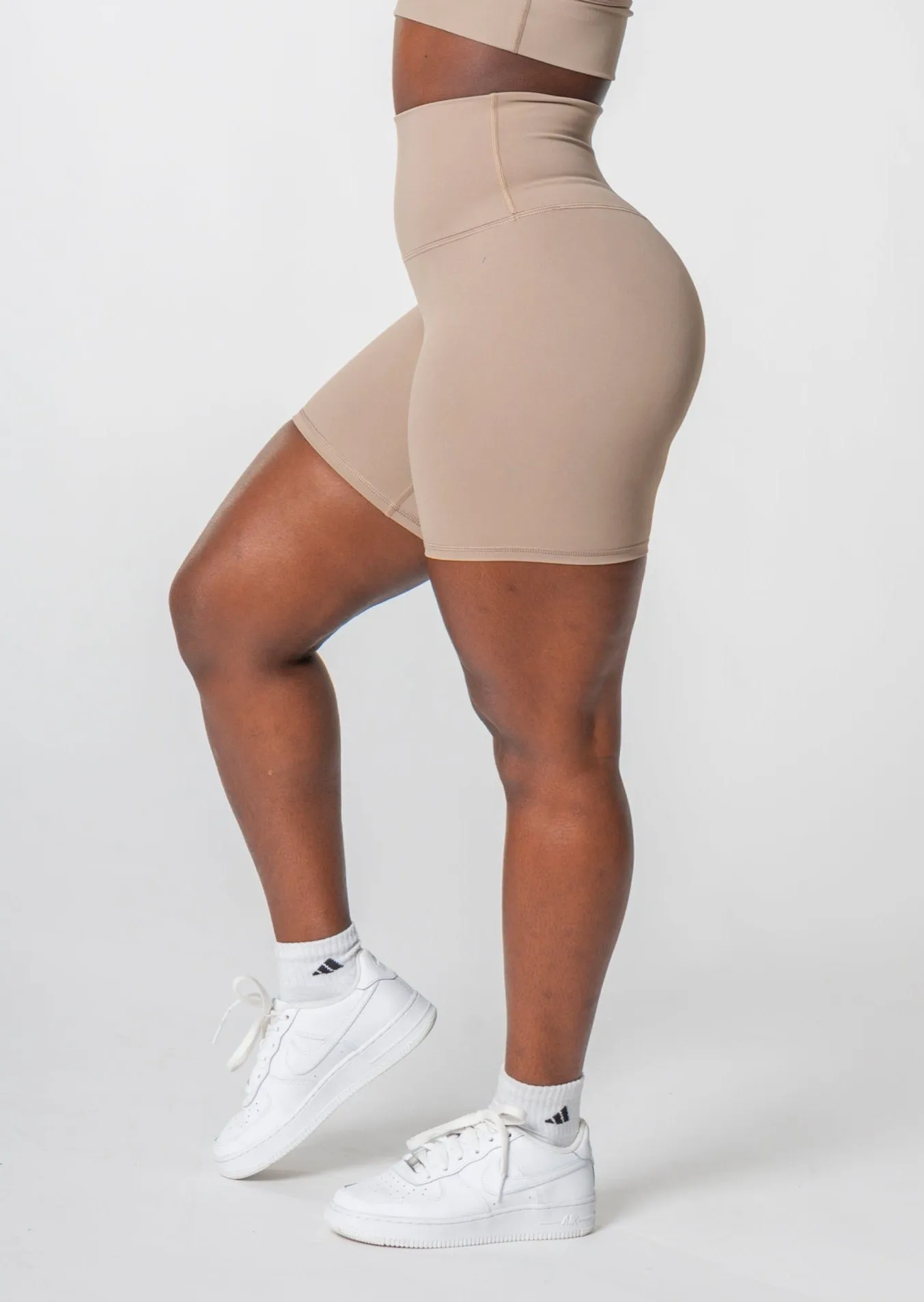 INTENSITY Shorts (Farbe Black VORBESTELLUNG)