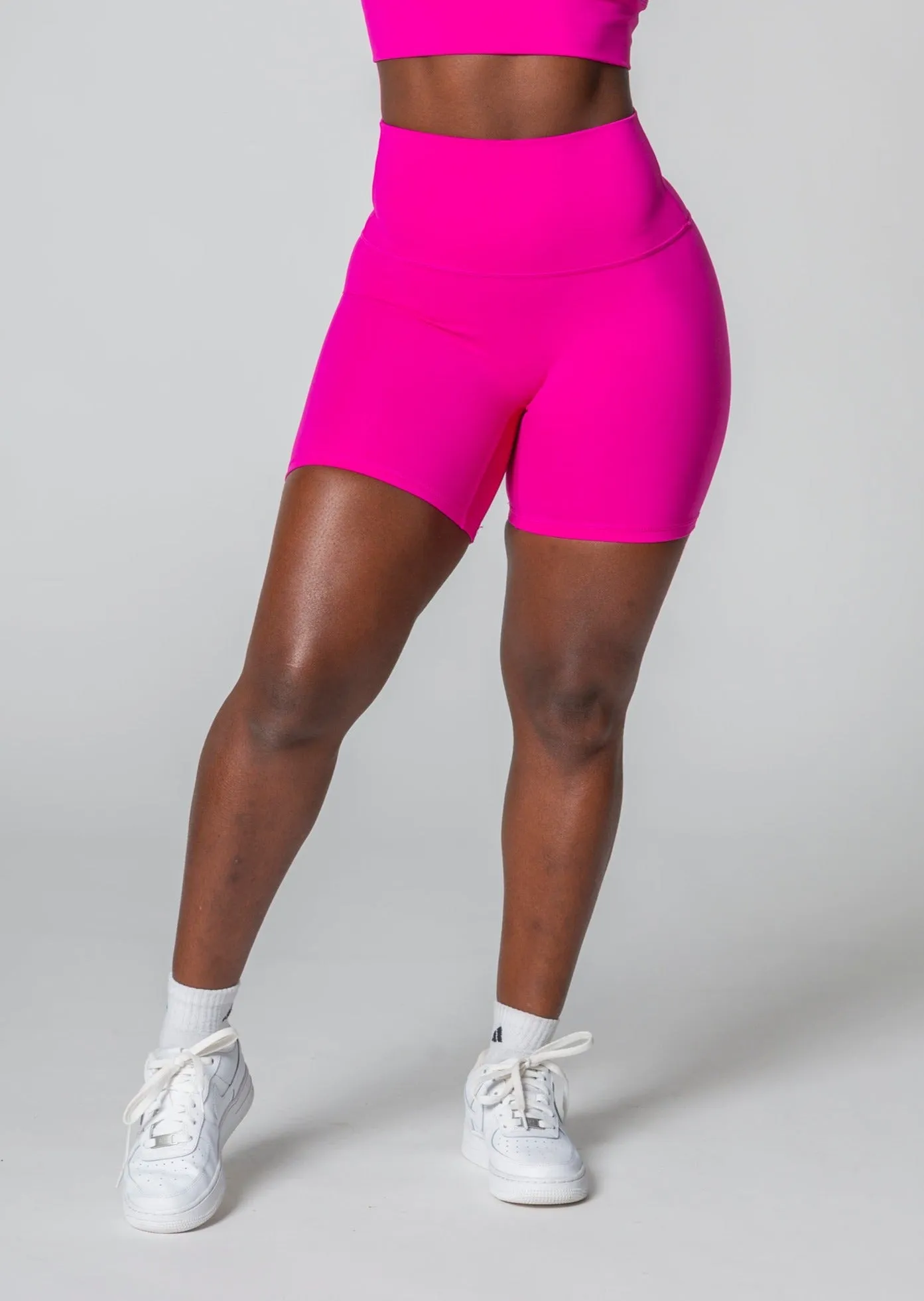 INTENSITY Shorts (Farbe Black VORBESTELLUNG)