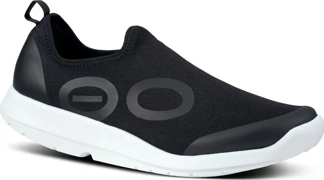 OOFOS Women&#x27;s Oomg Sport Low Shoe White/Black | Buy OOFOS Women&#x27;s Oomg Sport Low Shoe White/Black here | Outnorth