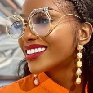 Pilot Style Round Crystal Lion Decor Eyewear Sunglasses for Women