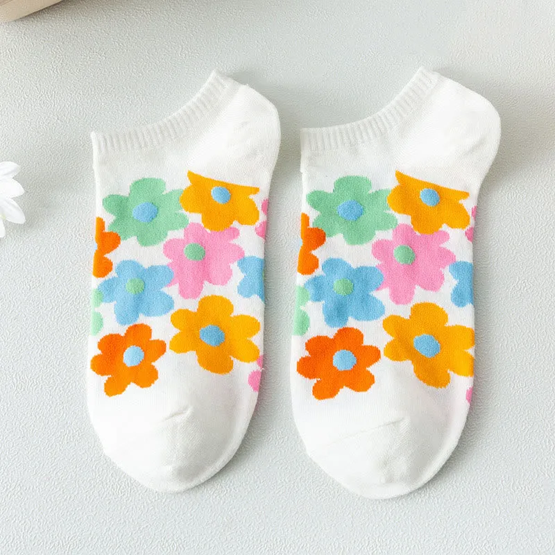 Plus Size Colored Flowers No Show Socks(5 Pairs)