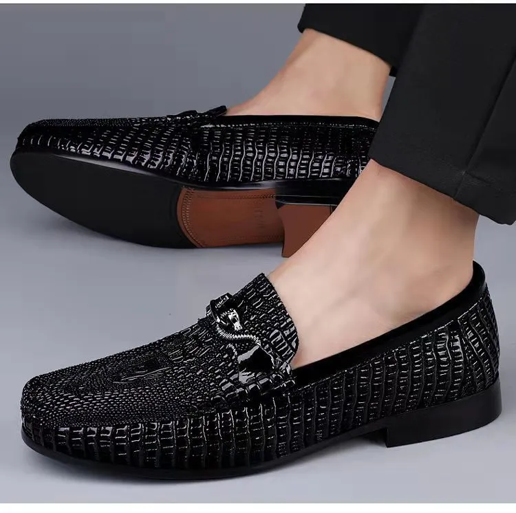 Snake Embossed Leather Loafers – Slip-On Glossy Cowhide Driving Shoes