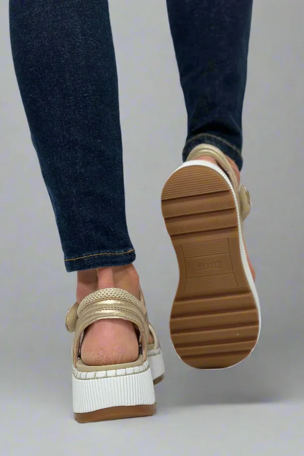 Spritz Luxmotion Leather Water-Repellent Sanda Gold