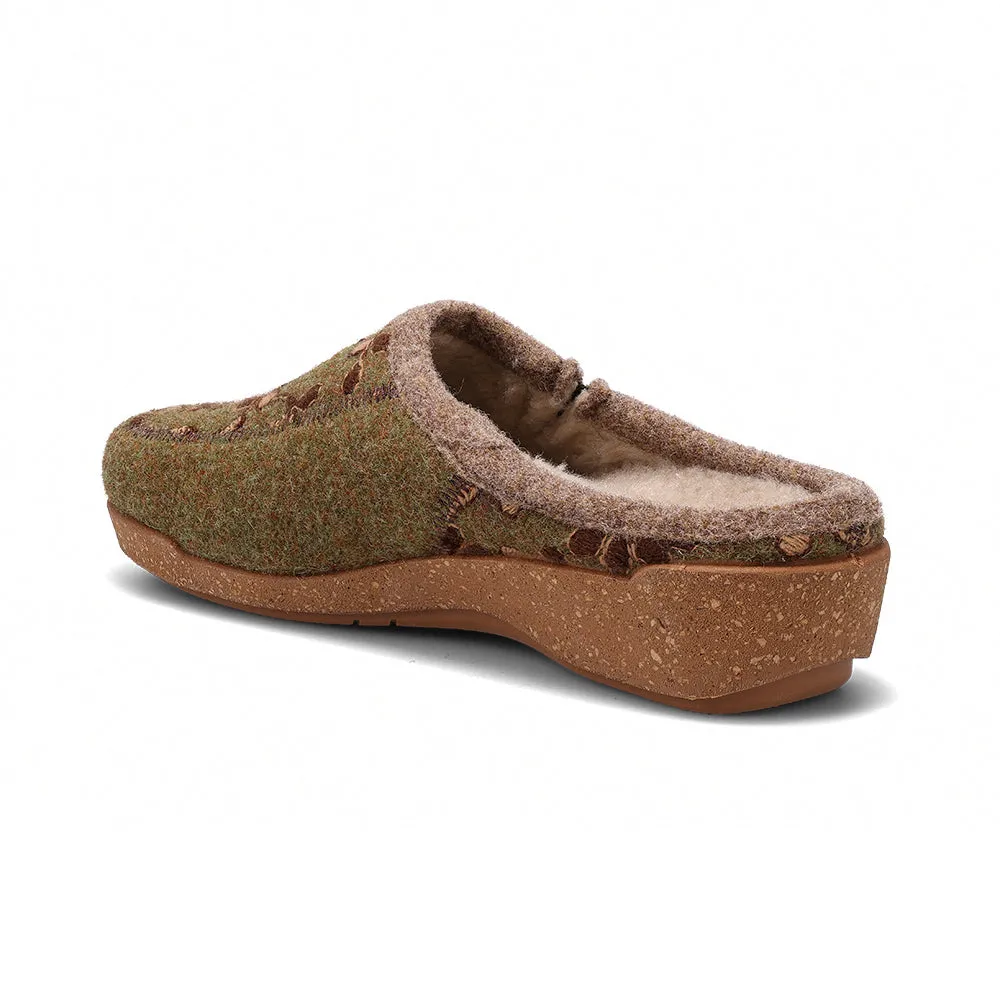 Taos Women's Woolderness 2 Clogs
