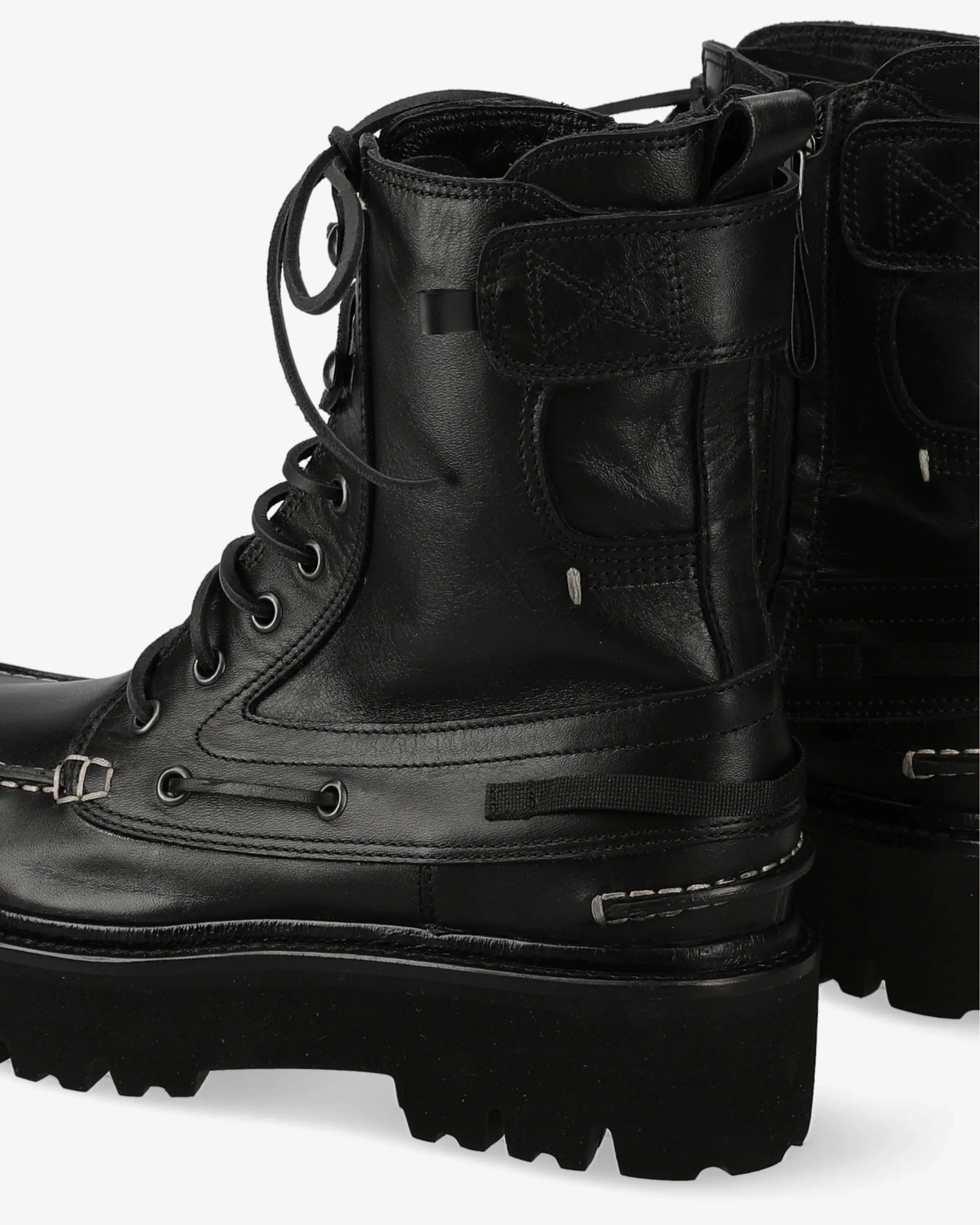 Trilly ankle boot in black iseo calf leather
