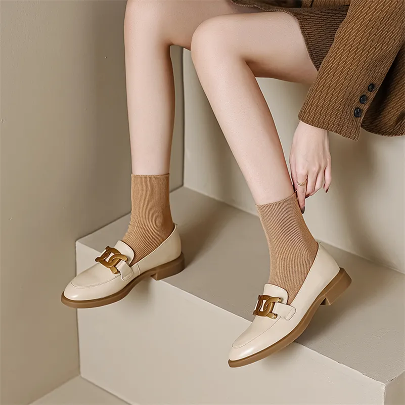 USS Shoes Mariana Women's Metal Decoration Leather Loafers