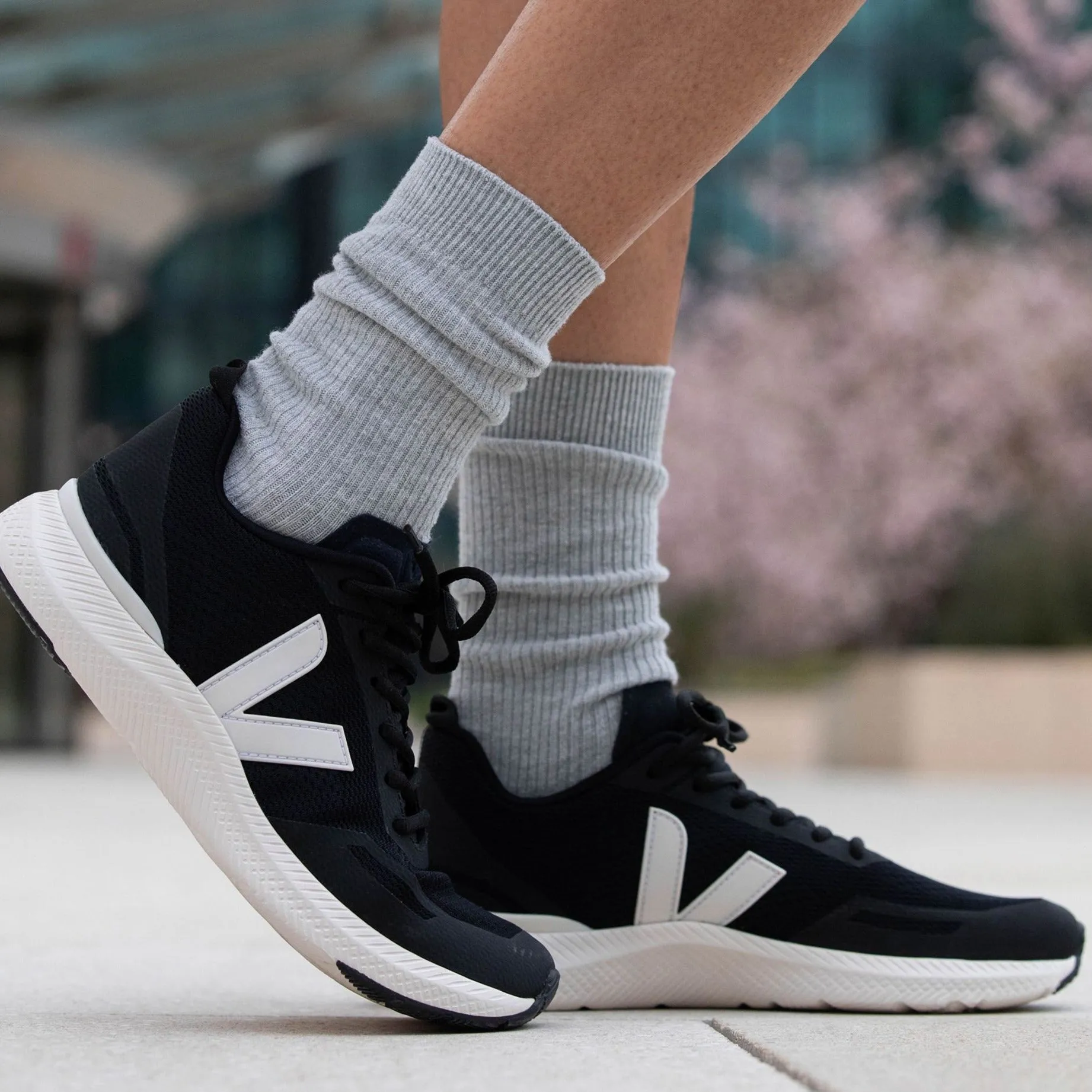 Veja Men's Impala Black Cream
