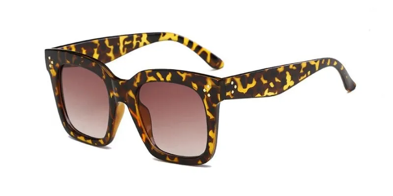 Vintage Fashion Big Square Frame Designer Gradient Sunglasses for Women