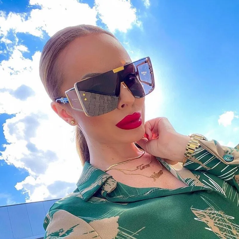Vintage Retro Fashion Women's Alloy Frame UV400 Oversized Sunglasses