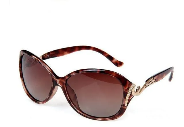 Women's Hot Polarized Fashion Plastic Sunglasses with UV400 Protection