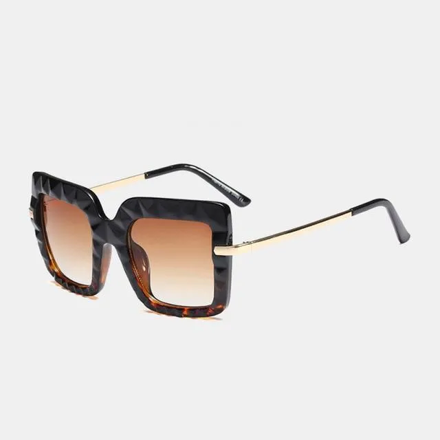 Women's Oversized Square Shades Luxury Sunglasses in Hot Vintage Trends