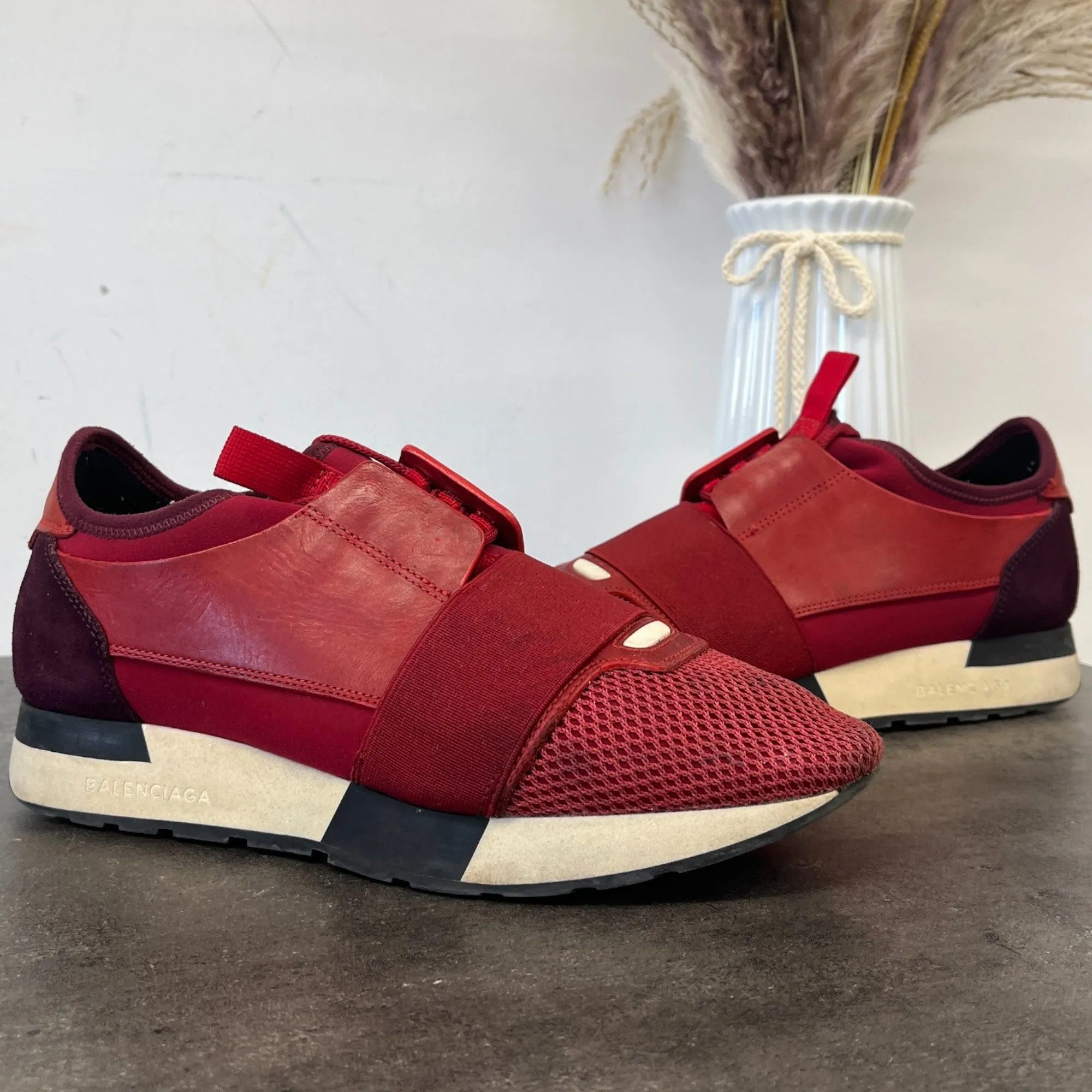 Women's Race Runner Low Trainers Red Size EU 37 / UK 4